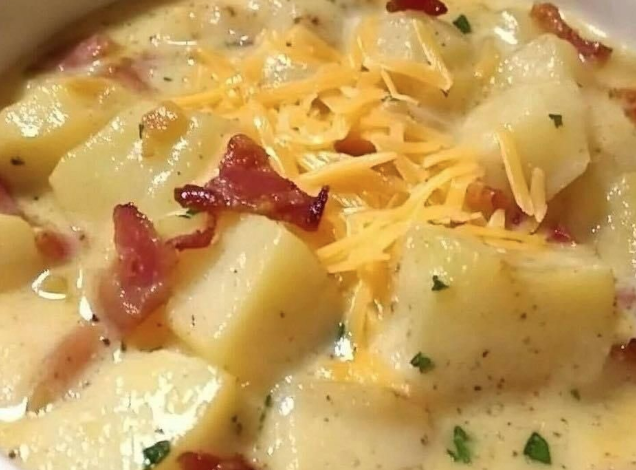 Hearty Potato Soup Recipe: A Velvety Comfort Dish for Chilly Days